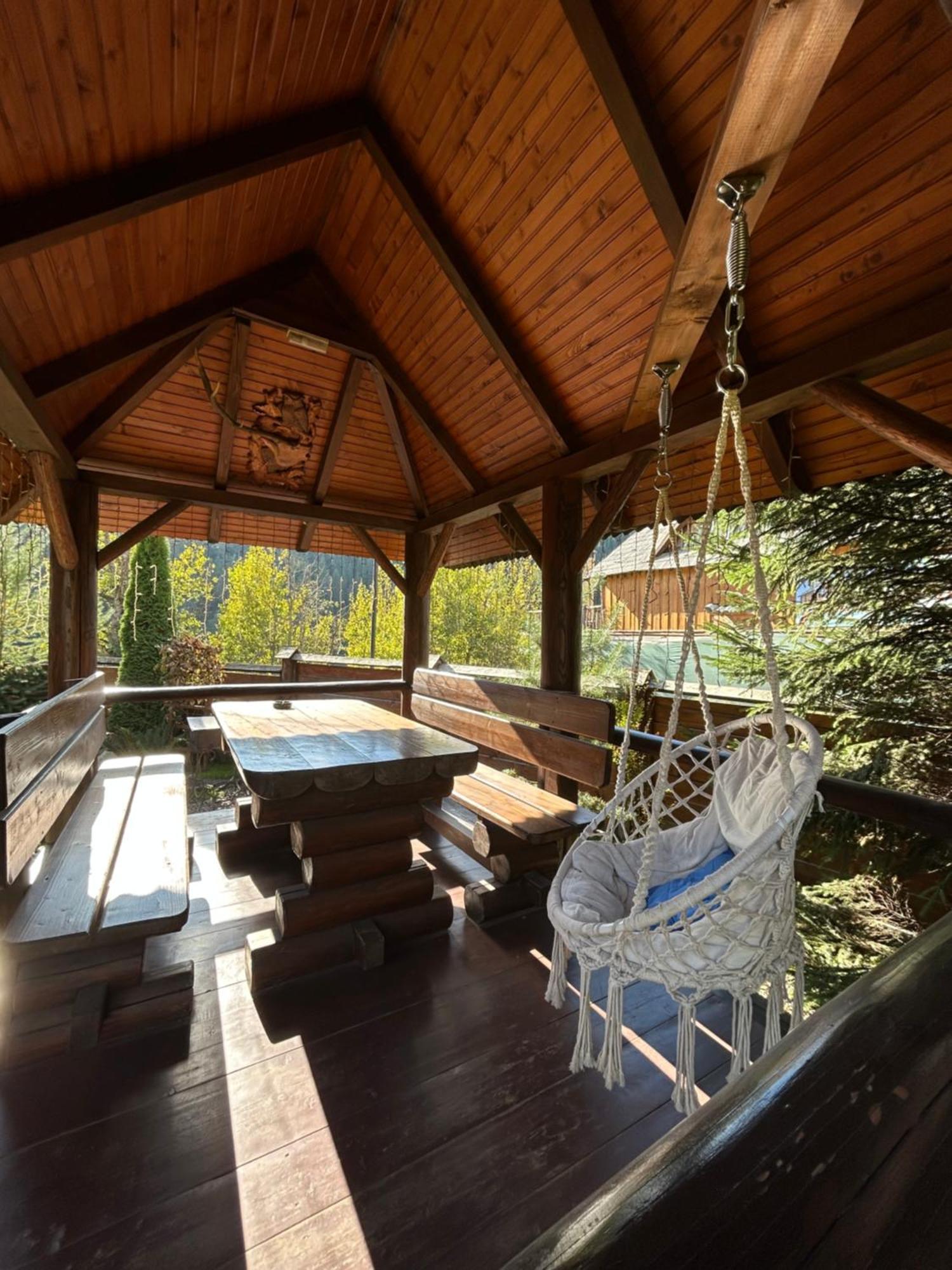 Guest House Kaspiy Bukovel Eksteriør bilde