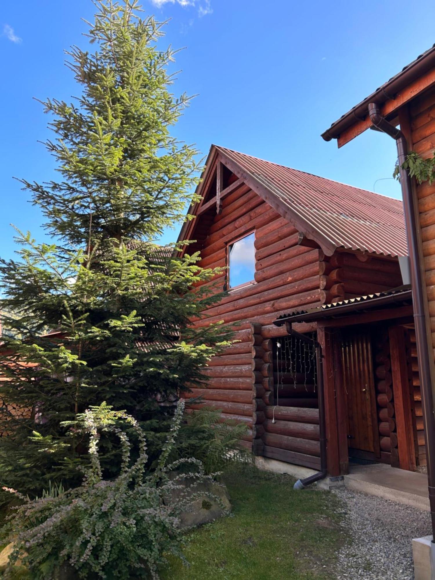 Guest House Kaspiy Bukovel Eksteriør bilde