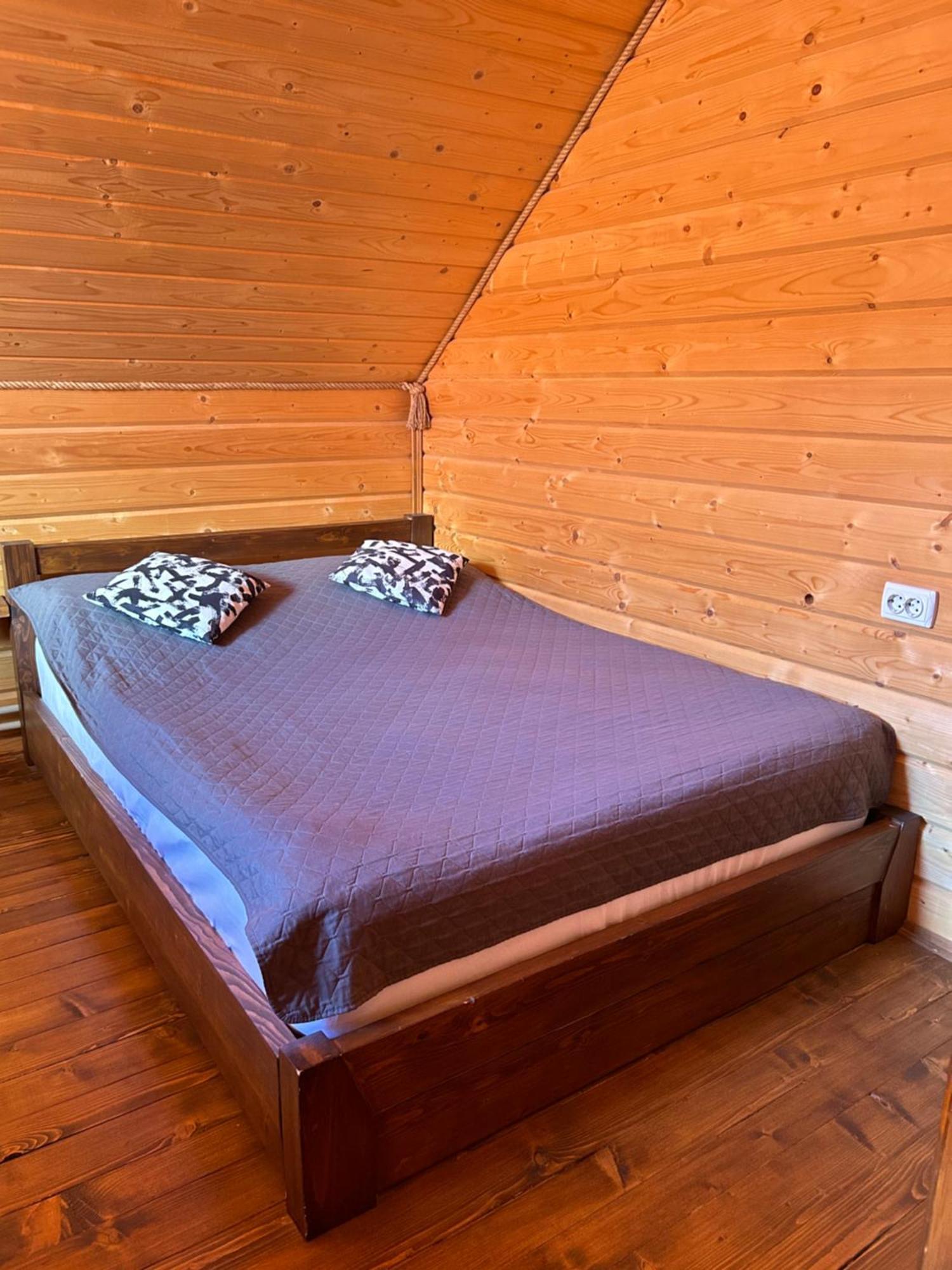Guest House Kaspiy Bukovel Eksteriør bilde