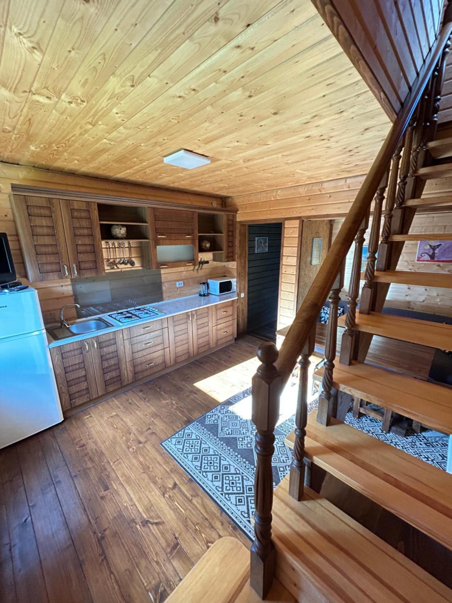 Guest House Kaspiy Bukovel Eksteriør bilde