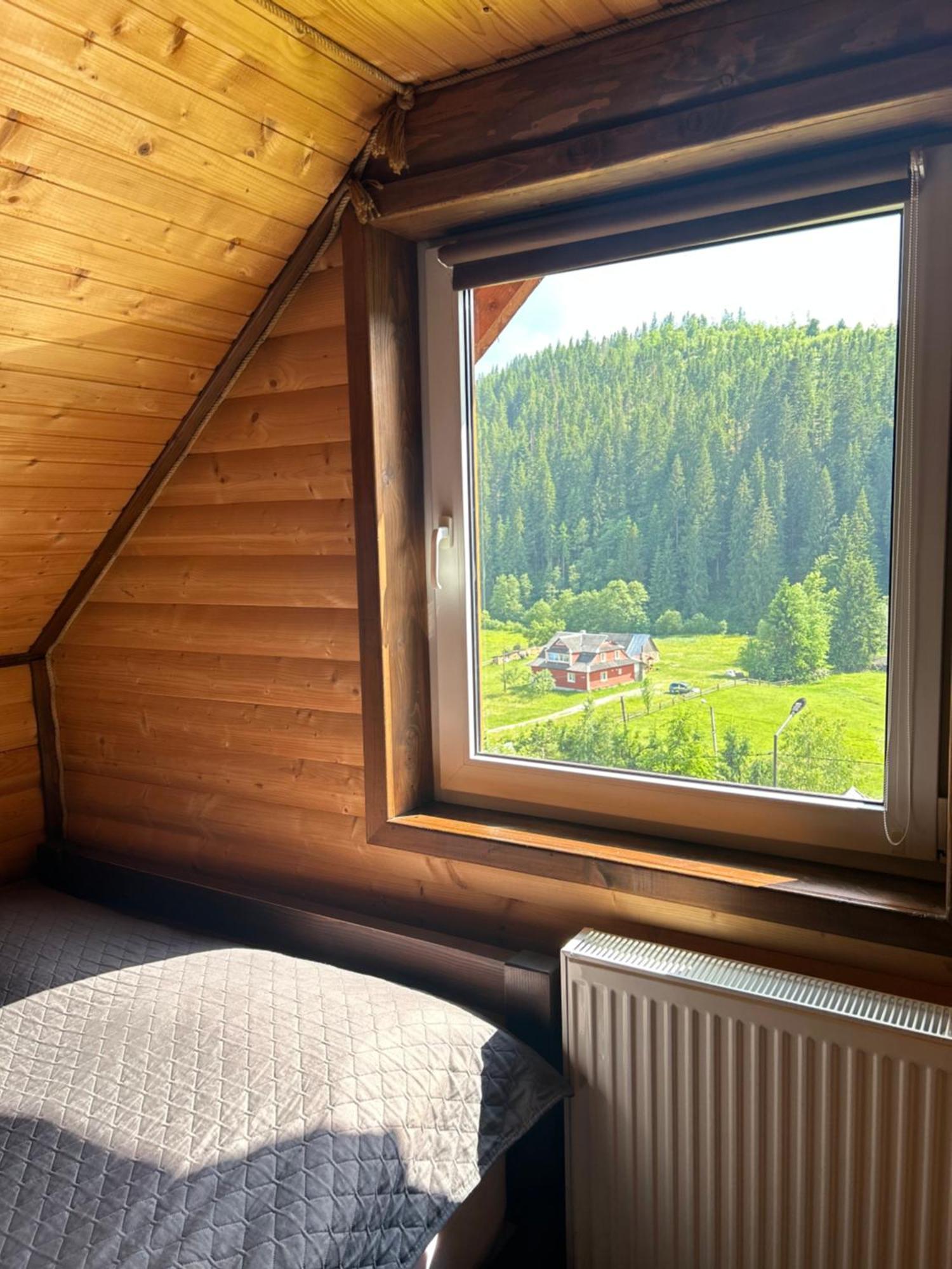 Guest House Kaspiy Bukovel Eksteriør bilde