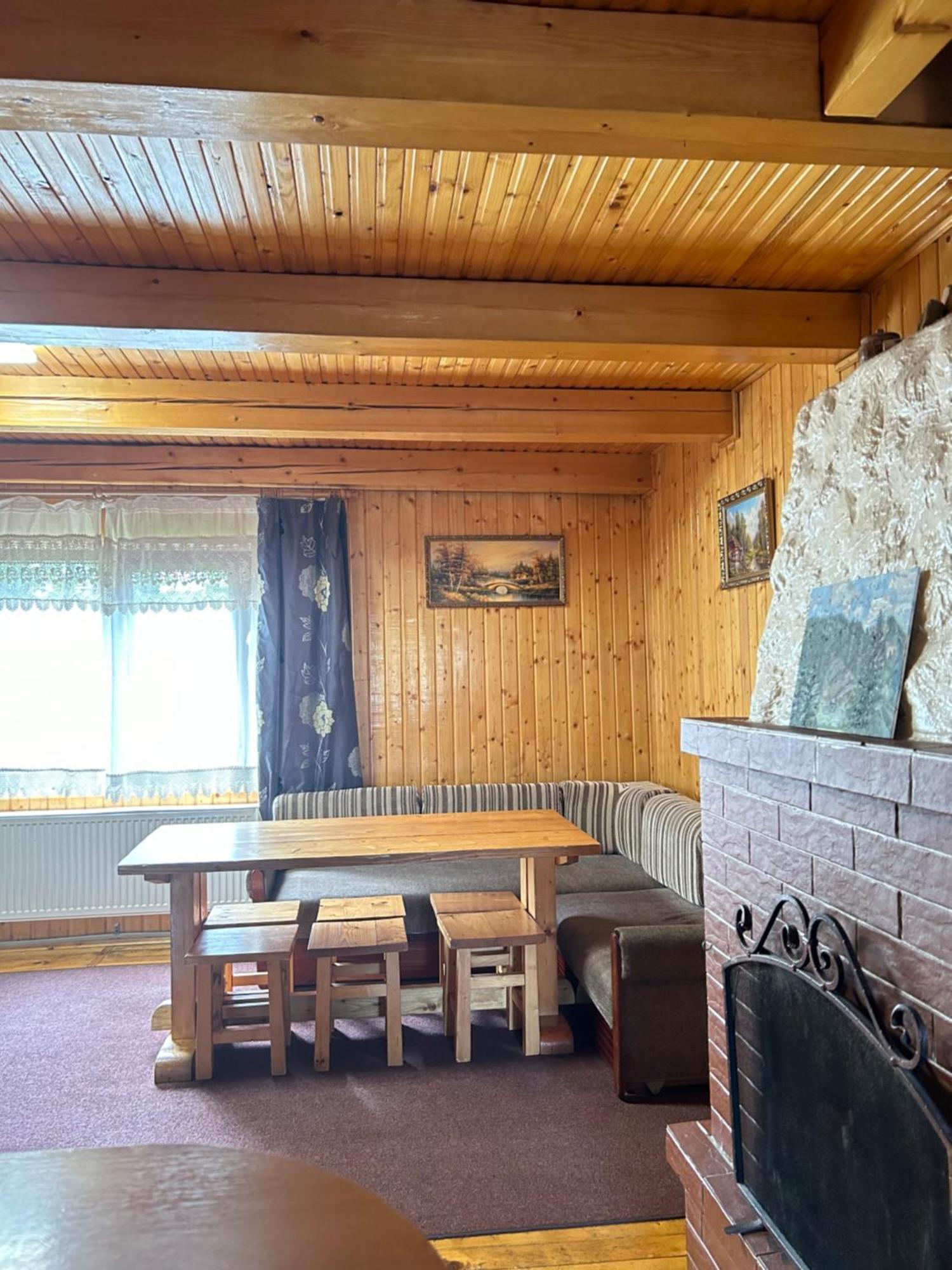 Guest House Kaspiy Bukovel Eksteriør bilde